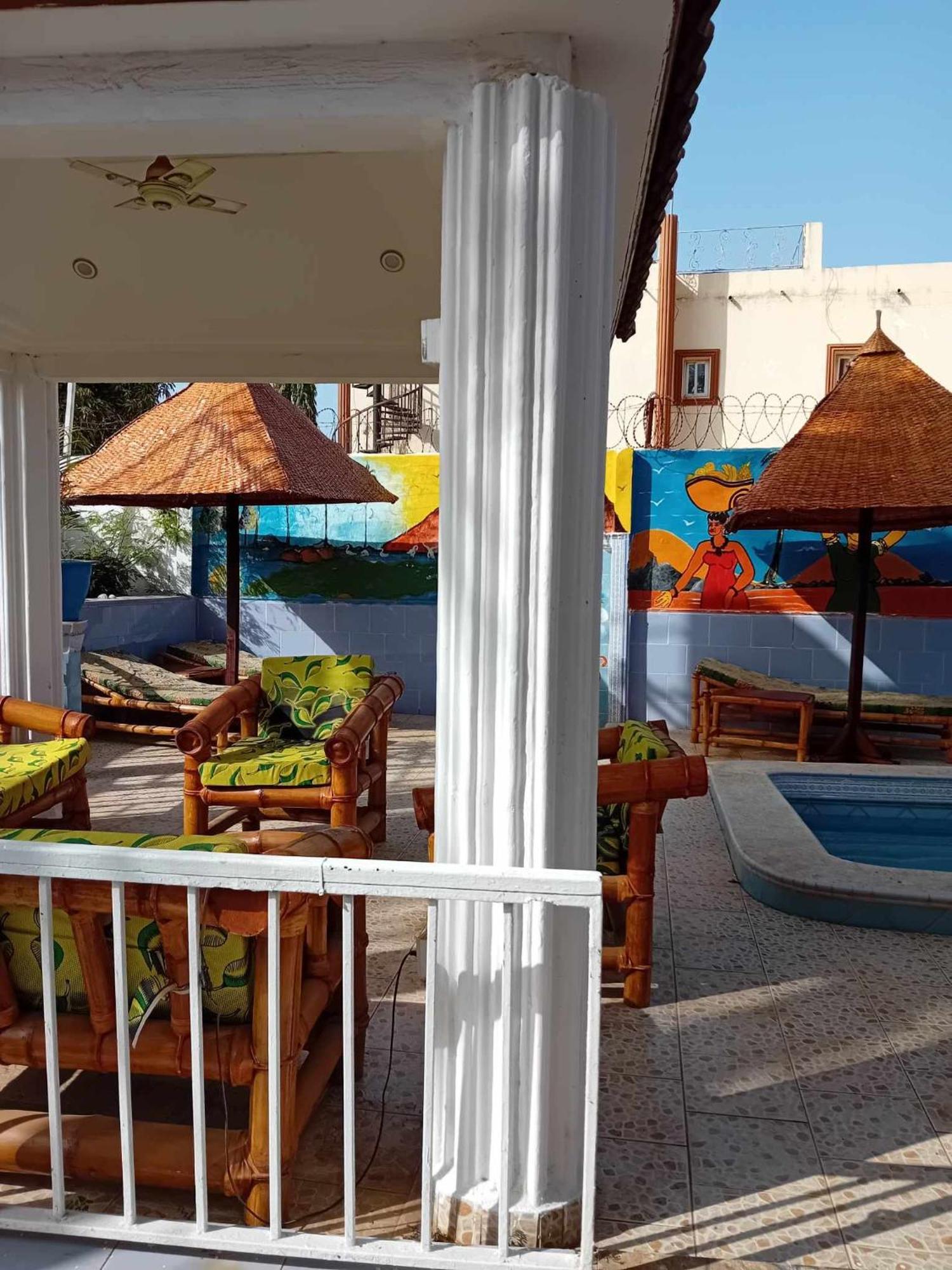 Fhs Foundation House Bijilo Экстерьер фото