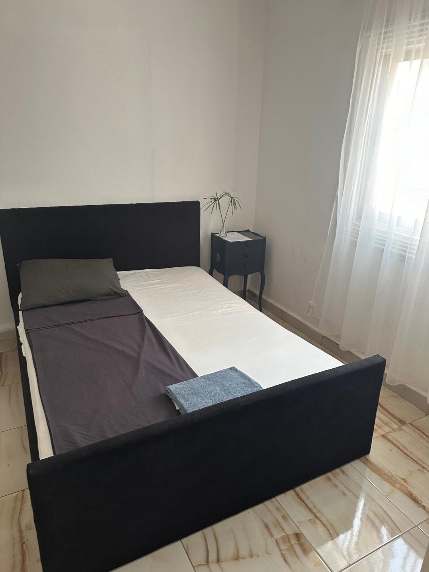 Fhs Foundation House Bijilo Экстерьер фото